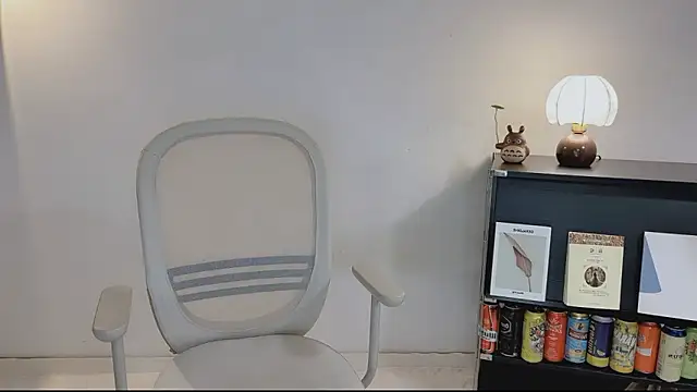 Onechestnut online show from 04/22/26, 05:14