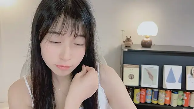 Onechestnut online show from 05/10/26, 05:34