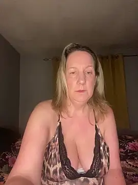 X-Victoria-X online show from 03/07/26, 03:36