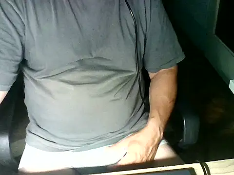 Snapshot of zee06 chatting on 07/30/26, 08:08 zee06 online show from 07/30/26, 08:08