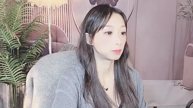 Snapshot of jiangjiang_caicai chatting on 11/08/25, 04:56 jiangjiang caicai online show from 11/08/25, 04:56