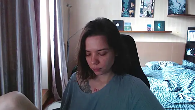 enchanting chloe online show from 12/04/25, 09:51