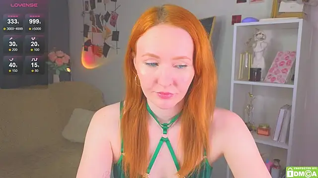 Snapshot of JoyceJones chatting on 10/11/25, 07:34 JoyceJones online show from 10/11/25, 07:34