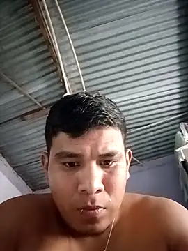 Oscariin96 online show from 02/02/26, 07:23