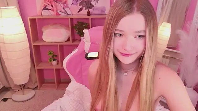 Snapshot of milaa_sun chatting on 04/25/26, 01:41 milaa sun online show from 04/25/26, 01:41