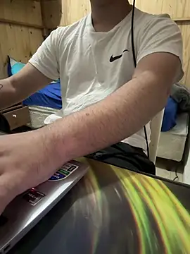 Brinquedo-da-zoe online show from 02/25/26, 03:38