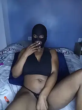 sweetybae75 online show from 06/06/26, 08:41