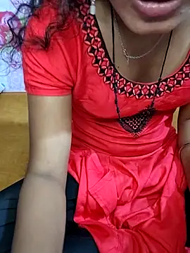 Snapshot of ranisanthutelugu chatting on 10/08/25, 05:05 ranisanthutelugu online show from 10/08/25, 05:05