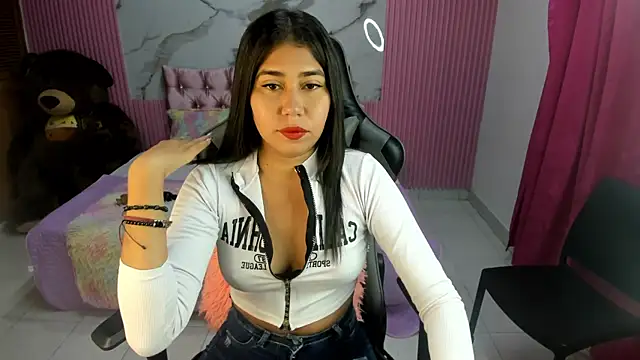 Mindy 19 online show from 09/09/25, 10:48