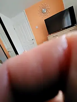 Snapshot of axxmwaa69 chatting on 09/29/25, 04:45 axxmwaa69 online show from 09/29/25, 04:45