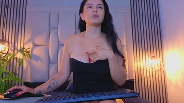 Snapshot of bryonycutee chatting on 06/08/26, 12:38 bryonycutee online show from 06/08/26, 12:38