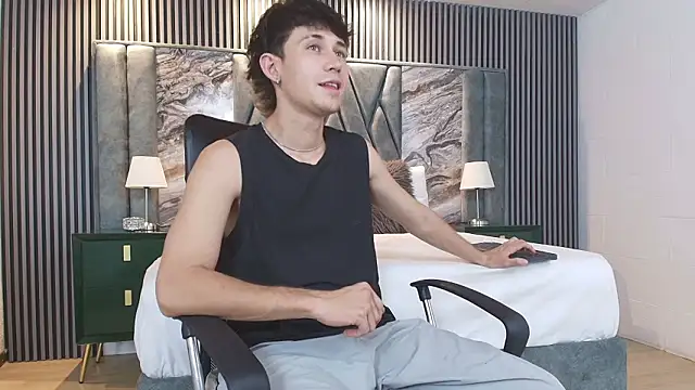 Michael blue online show from 03/07/26, 08:39