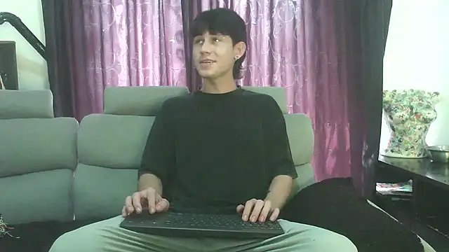Michael blue online show from 05/13/26, 07:11