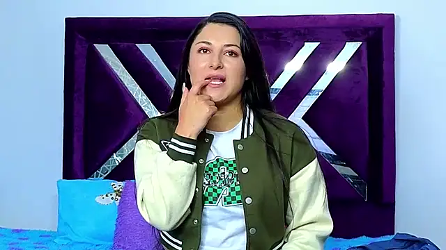 cuteeimy online show from 11/28/25, 07:05