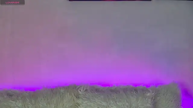 AlysonHuxley  online show from 11/25/25, 03:56