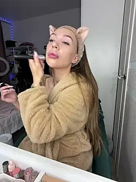 AlysonHuxley  online show from 02/07/26, 01:20