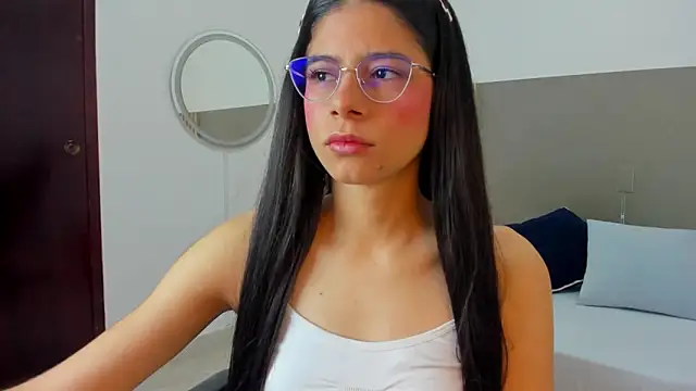 carlina 15 online show from 03/12/26, 12:11