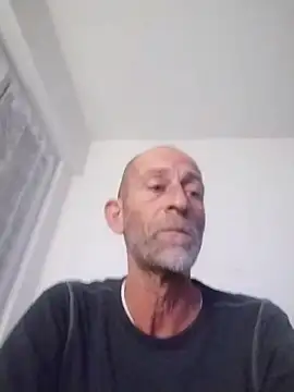 Snapshot of we_are_fucking_serious chatting on 10/27/25, 12:26 we are fucking serious online show from 10/27/25, 12:26