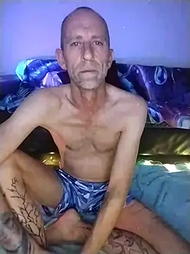 Snapshot of we_are_fucking_serious chatting on 11/10/25, 12:09 we are fucking serious online show from 11/10/25, 12:09