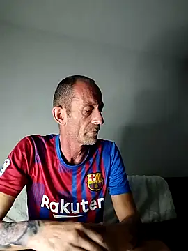 Snapshot of we_are_fucking_serious chatting on 11/27/25, 02:24 we are fucking serious online show from 11/27/25, 02:24