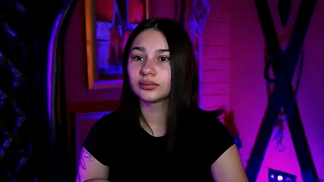 KimClarks  online show from 12/04/25, 09:29