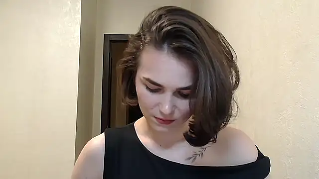 Silviaa a online show from 06/07/26, 07:28