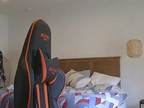 Snapshot of TroyDieselXXX chatting on 11/03/25, 06:36 TroyDieselXXX online show from 11/03/25, 06:36