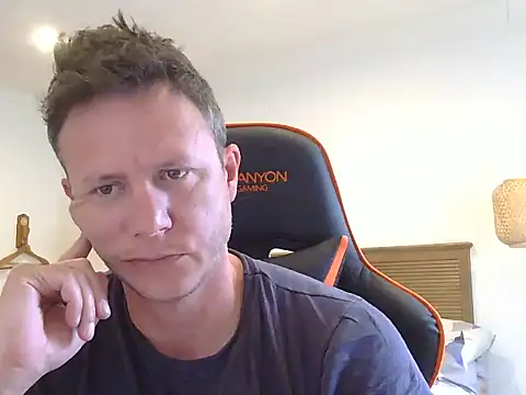 TroyDieselXXX online show from 12/04/25, 05:39