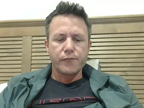 Snapshot of TroyDieselXXX chatting on 06/07/26, 06:22 TroyDieselXXX online show from 06/07/26, 06:22
