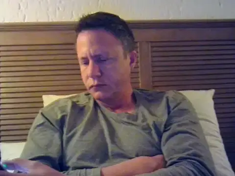 Snapshot of TroyDieselXXX chatting on 07/21/26, 03:53 TroyDieselXXX online show from 07/21/26, 03:53