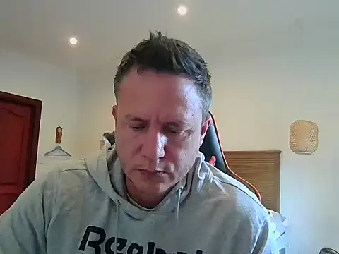 Snapshot of TroyDieselXXX chatting on 07/23/26, 05:49 TroyDieselXXX online show from 07/23/26, 05:49