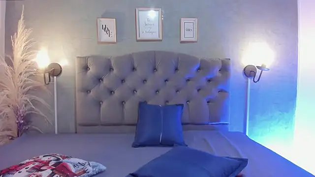 Snapshot of GiannaSlimJB chatting on 11/26/25, 03:29 GiannaSlimJB online show from 11/26/25, 03:29