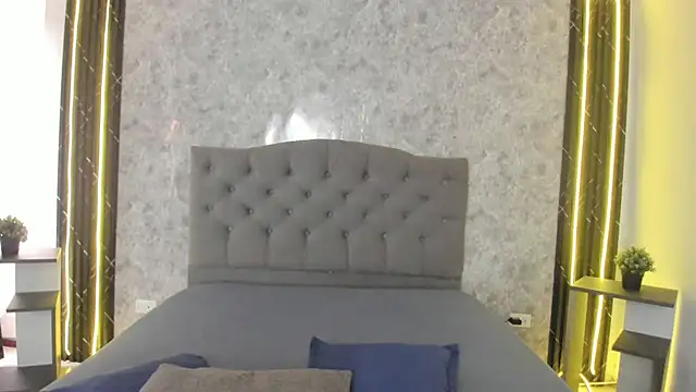 Snapshot of GiannaSlimJB chatting on 02/20/26, 07:25 GiannaSlimJB online show from 02/20/26, 07:25