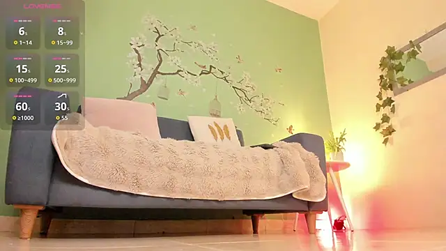 Snapshot of anastacya_ chatting on 11/25/25, 12:38 anastacya online show from 11/25/25, 12:38