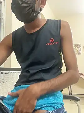 Snapshot of zack6x chatting on 09/22/25, 05:48 zack6x online show from 09/22/25, 05:48