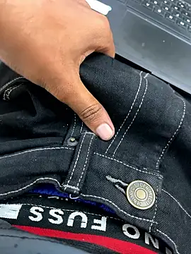 Snapshot of zack6x chatting on 01/19/26, 10:19 zack6x online show from 01/19/26, 10:19