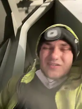 Snapshot of egor7777yd chatting on 10/20/25, 03:12 egor7777yd online show from 10/20/25, 03:12