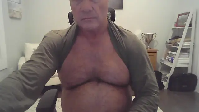 cyclone1212 online show from 11/12/25, 10:15