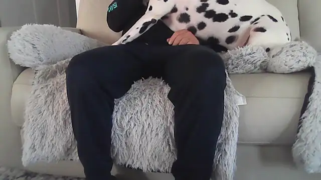 cyclone1212 online show from 11/15/25, 04:47