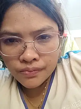 Sweetheart Claire online show from 04/17/26, 11:41