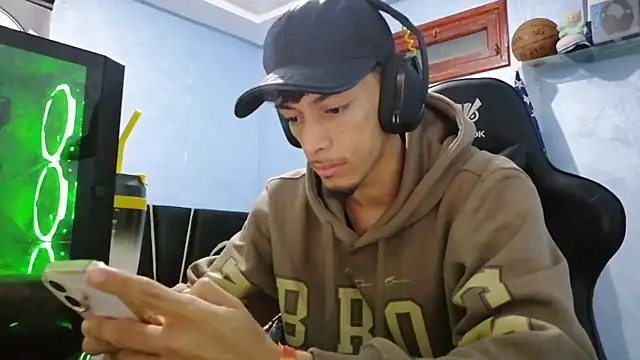 Dark DesireX online show from 11/28/25, 04:48