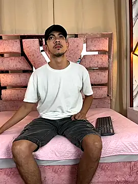 kameron and Nick online show from 12/16/25, 07:19