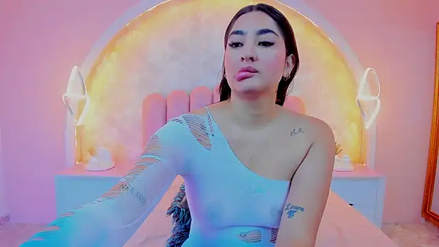 JasmineRhodes online show from 10/14/25, 01:45