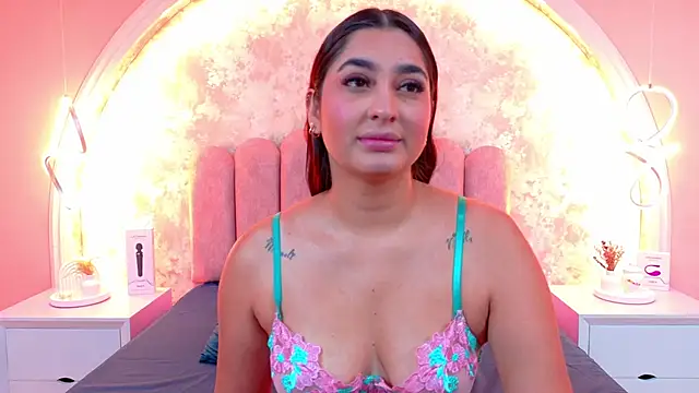 JasmineRhodes online show from 11/28/25, 12:52