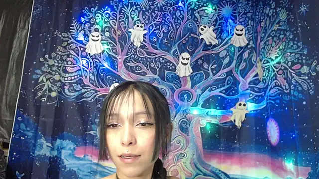 Snapshot of Zafira_Mayeers chatting on 10/21/25, 05:41 Zafira Mayeers online show from 10/21/25, 05:41