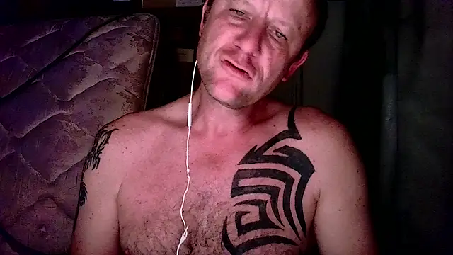 Snapshot of Yournaughty chatting on 05/01/26, 04:28 Yournaughty online show from 05/01/26, 04:28