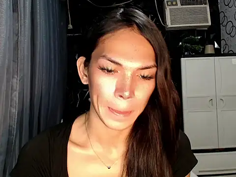 ladyhotcuming online show from 06/21/26, 09:28