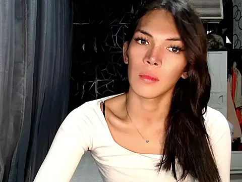 ladyhotcuming online show from 07/02/26, 06:47