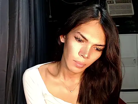 ladyhotcuming online show from 07/27/26, 11:06