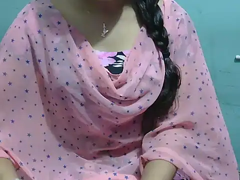 lovely soniya online show from 09/18/25, 04:36